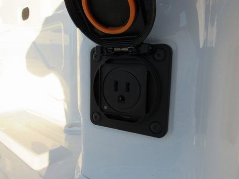 New 2026 GMC Sierra 2500 Pro w/ Convenience Package image 25