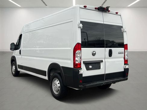Used 2023 RAM ProMaster 2500 image 4