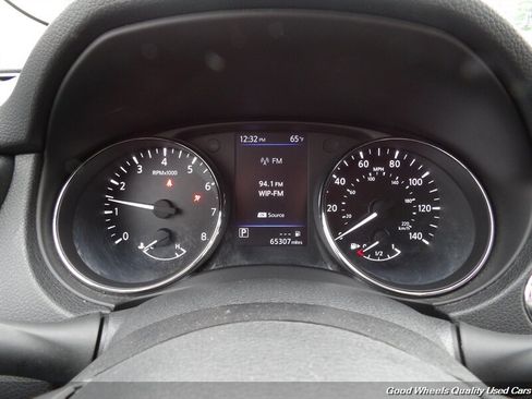 Used 2020 Nissan Rogue SV AWD/4WD image 17