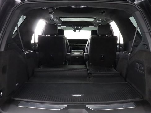 Used 2026 Cadillac Escalade Platinum Sport w/ LPO, ONYX Package AWD/4WD image 39