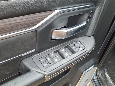 New 2026 RAM 2500 Laramie AWD/4WD image 13