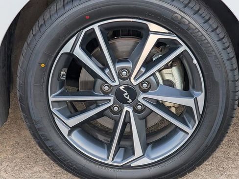 Used 2023 Kia Forte LXS image 10