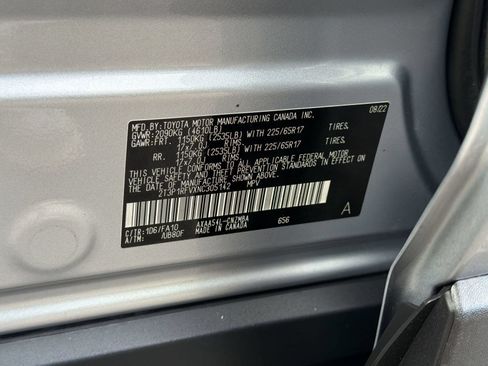 Used 2022 Toyota RAV4 XLE w/ Convenience Package AWD/4WD image 24