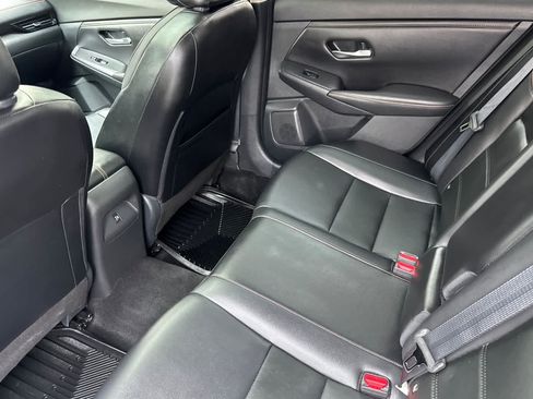 Used 2022 Nissan Sentra SR FWD image 4