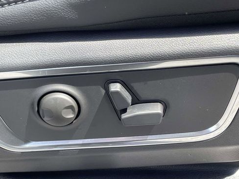 New 2026 RAM 1500 Laramie w/ Night Edition AWD/4WD image 17
