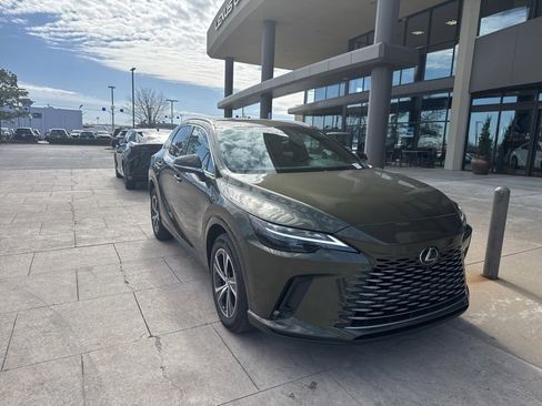 Used 2025 Lexus RX 350 Premium image 2