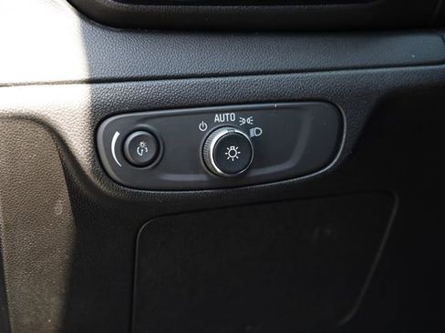 Used 2023 Chevrolet Bolt EUV LT FWD image 14