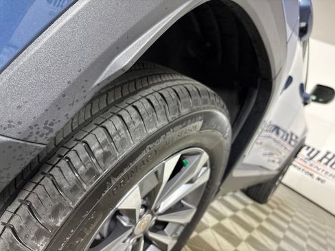 Used 2026 Chevrolet Equinox LT AWD/4WD image 37