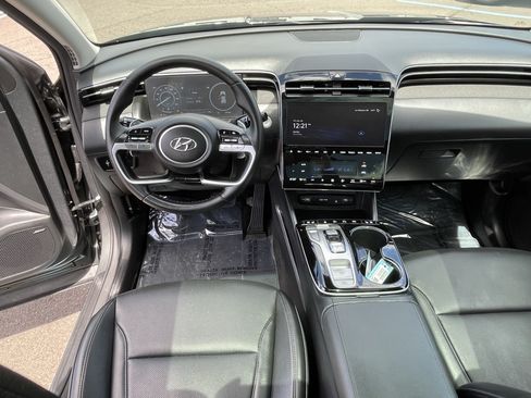 Certified 2024 Hyundai Tucson Limited AWD/4WD image 12
