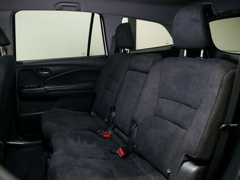 Used 2020 Honda Pilot EX image 14