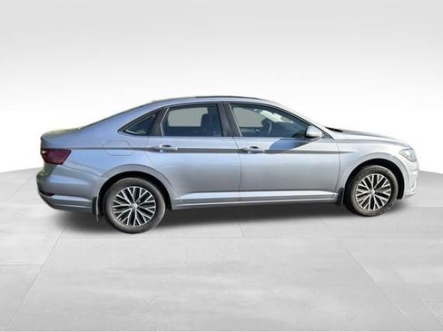 Used 2020 Volkswagen Jetta SE FWD image 12