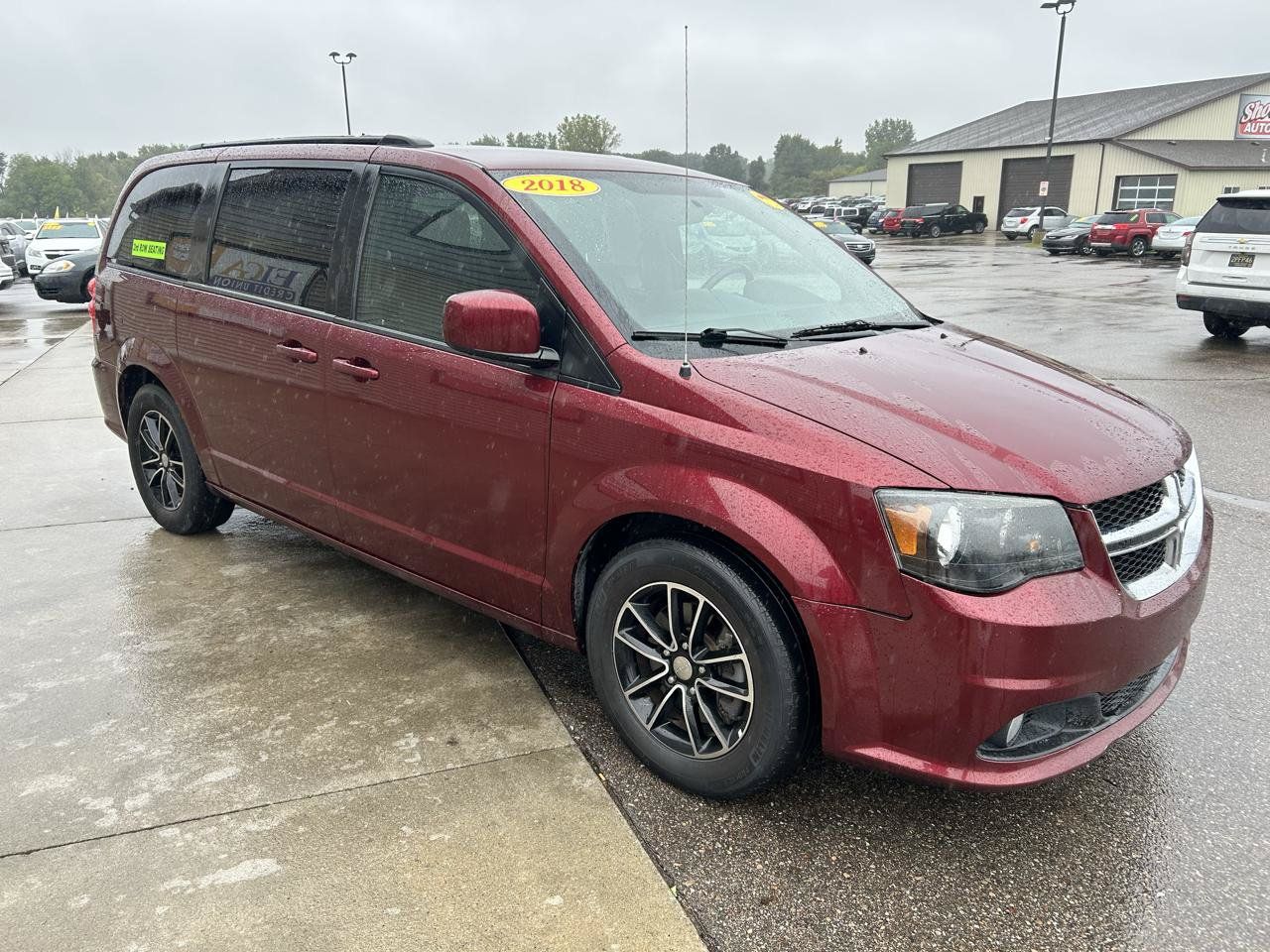 Used 2018 Dodge Grand Caravan GT FWD image 3