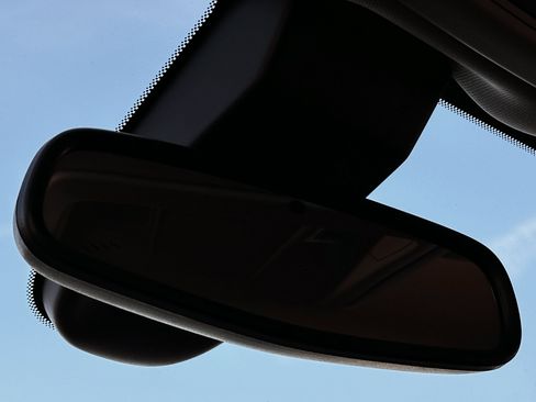 Used 2024 GMC Terrain SLE image 27