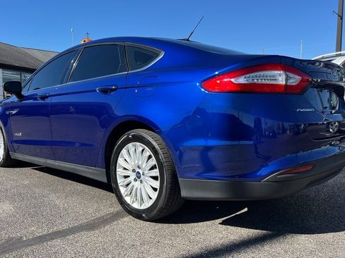 Used 2014 Ford Fusion S image 4