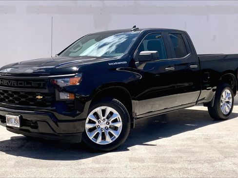 Used 2023 Chevrolet Silverado 1500 Custom RWD image 1