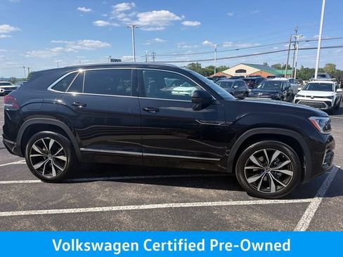 Used 2024 Volkswagen Atlas Cross Sport SEL Premium R-Line AWD/4WD image 2