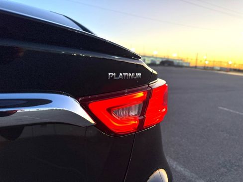 Used 2018 Nissan Maxima Platinum image 32