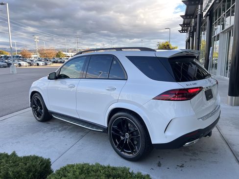 New 2026 Mercedes-Benz GLE 580 4MATIC image 7