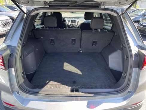 Used 2023 Chevrolet Equinox LT FWD image 13