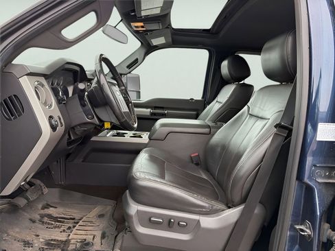 Used 2013 Ford F350 Lariat w/ Chrome Pkg image 8