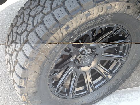 Used 2017 GMC Sierra 1500 Denali AWD/4WD image 46