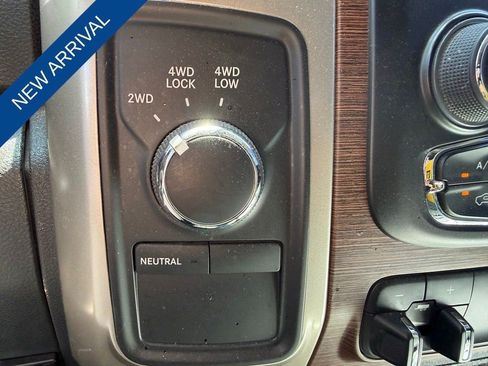 Used 2014 RAM 2500 Laramie w/ Convenience Group AWD/4WD image 15