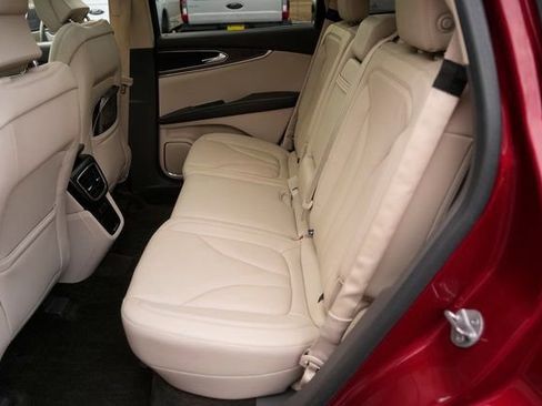 Used 2016 Lincoln MKX Reserve w/ Climate Package image 13