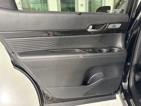 Used 2024 Hyundai Palisade Calligraphy AWD/4WD image 17