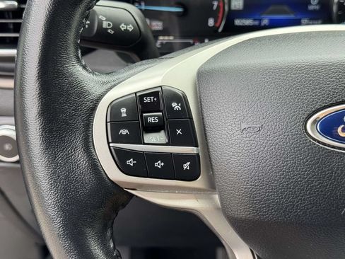 Used 2021 Ford Explorer Limited AWD/4WD image 11