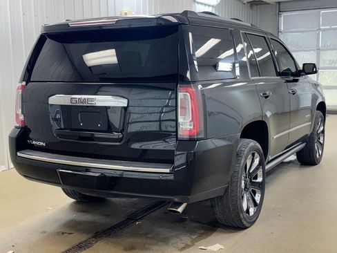 Used 2019 GMC Yukon Denali image 5