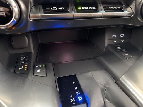New 2026 Lexus LX 600 4WD w/ Luxury Package image 29