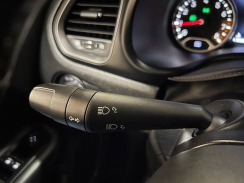 Used 2020 Jeep Renegade Altitude image 20