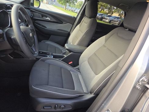 Used 2023 Chevrolet TrailBlazer LT AWD/4WD image 21