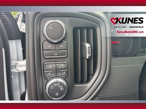 New 2025 GMC Sierra 3500 Pro image 23