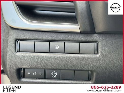 Certified 2023 Nissan Rogue SV AWD/4WD image 20