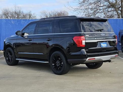 Used 2023 Ford Expedition XLT image 10