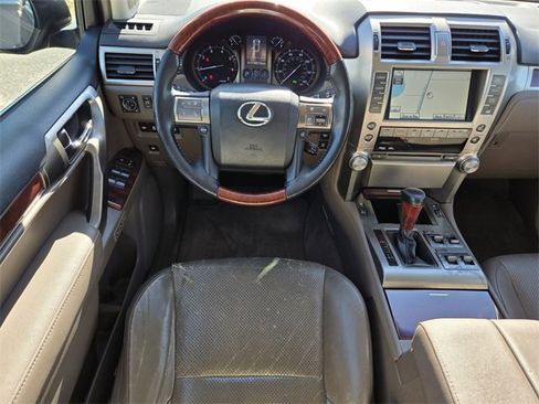 Used 2012 Lexus GX 460 Premium image 13