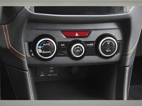 Used 2023 Subaru Crosstrek 2.0i Premium image 31