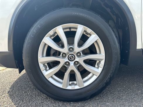 Used 2019 Nissan Rogue SV AWD/4WD image 9