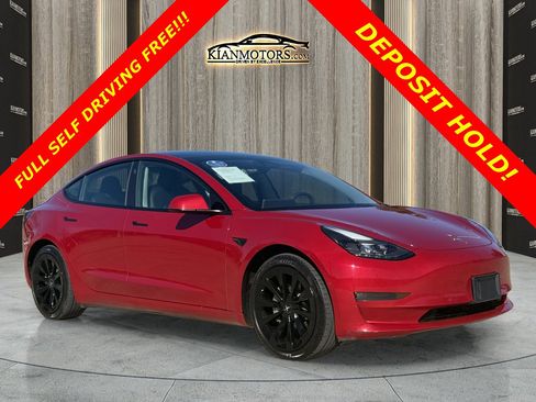 Used 2022 Tesla Model 3 Long Range image 1