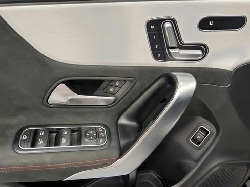 Used 2023 Mercedes-Benz CLA 250 image 20