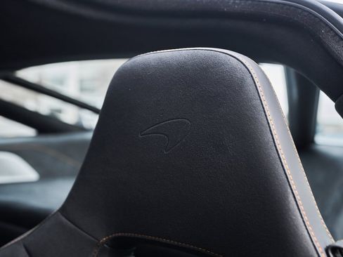 Used 2024 McLaren 750S image 46