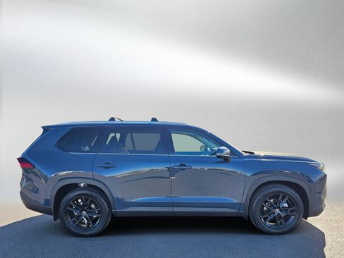 Used 2026 Toyota Grand Highlander Limited AWD/4WD image 38