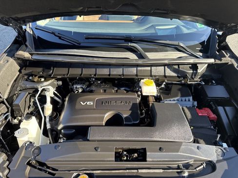 Used 2023 Nissan Pathfinder Platinum w/ Lighting Package (N93) image 29