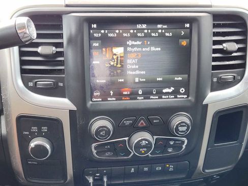 Used 2018 RAM 2500 SLT image 16