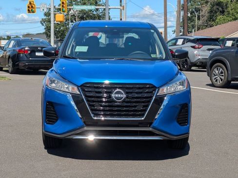 New 2025 Nissan Kicks Play S image 2