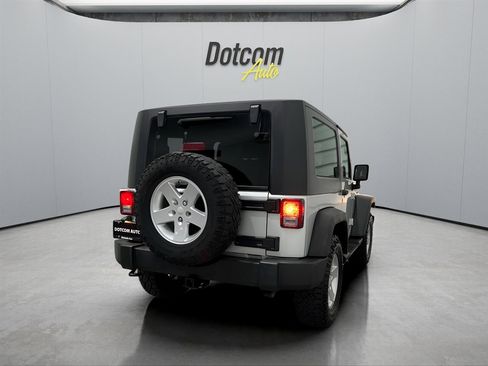 Used 2009 Jeep Wrangler X image 11