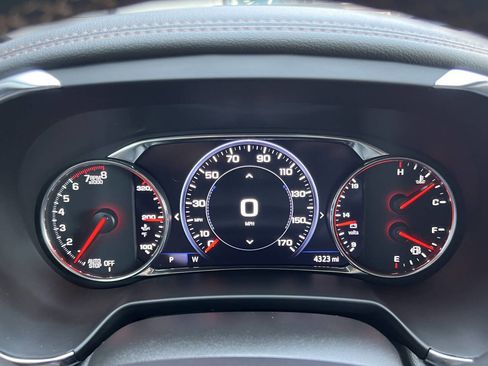 Used 2025 Chevrolet Blazer Premier w/ Driver Confidence II Package image 25