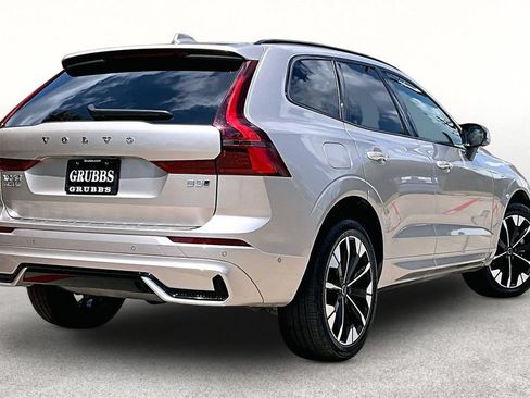 Used 2026 Volvo XC60 B5 Plus AWD/4WD image 2