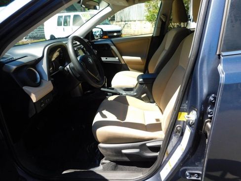 Used 2013 Toyota RAV4 LE AWD/4WD image 7